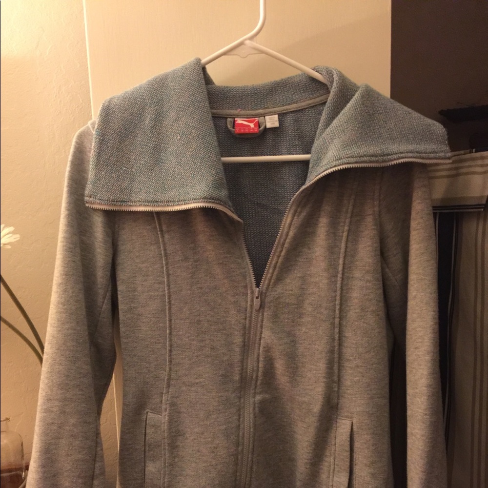 Puma sweatshirt, zip up